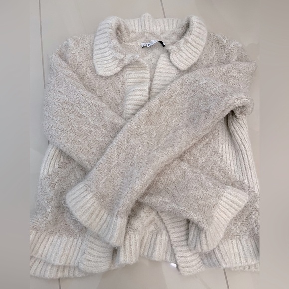 Zara Fuzzy Knit Flare Cardigan Size Small - Picture 5 of 8